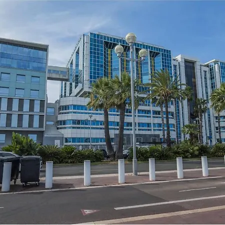 Apt 2 Pers 200m De La Mer Plus Parking Proche דירה *