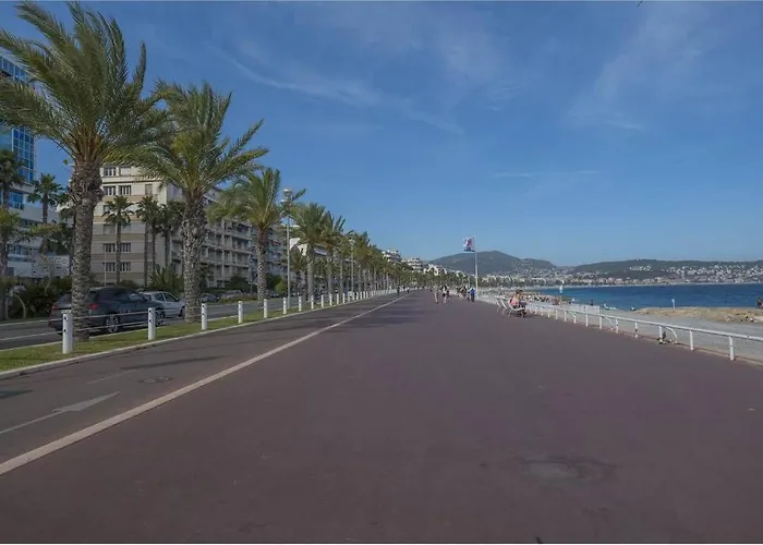Apt 2 Pers 200m De La Mer Plus Parking Proche Апартаменты *