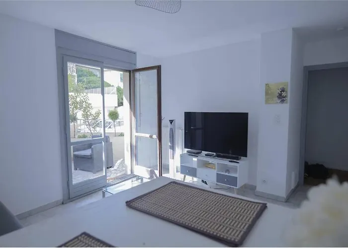 Apt 2 Pers 200m De La Mer Plus Parking Proche 아파트 니스
