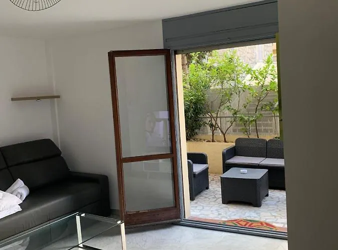 Апартаменты Apt 2 Pers 200m De La Mer Plus Parking Proche *