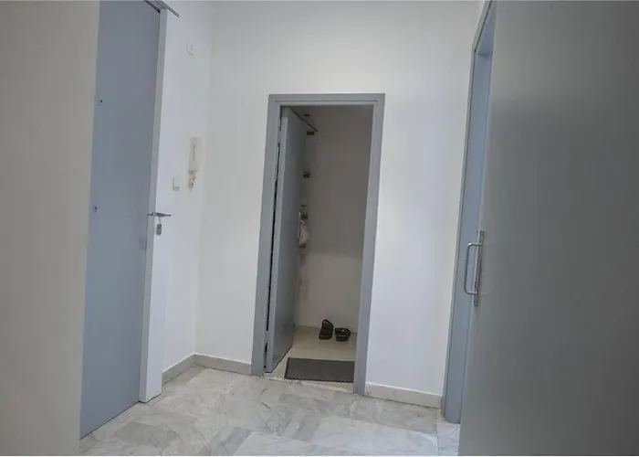 Apt 2 Pers 200m De La Mer Plus Parking Proche Apartamento