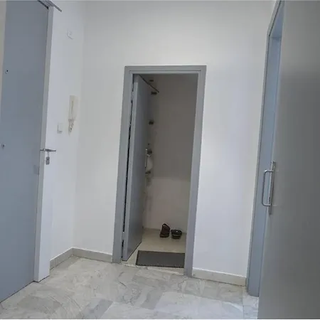 Apt 2 Pers 200m De La Mer Plus Parking Proche Apartment