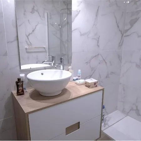 Apt 2 Pers 200m De La Mer Plus Parking Proche Apartman Nizza